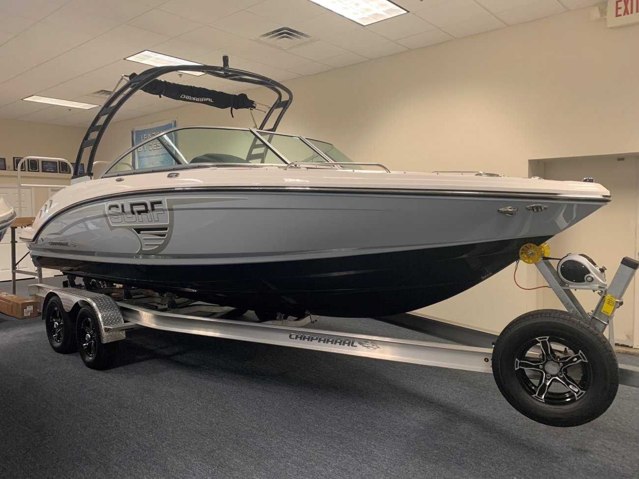 Generally speaking, wakeboard specific boats have weight in the back of the boat and make the wake larger and steeper. Most wakeboard boats will have several features that help to create large wakes.