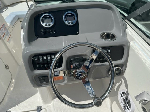 Generally speaking, wakeboard specific boats have weight in the back of the boat and make the wake larger and steeper. Most wakeboard boats will have several features that help to create large wakes.