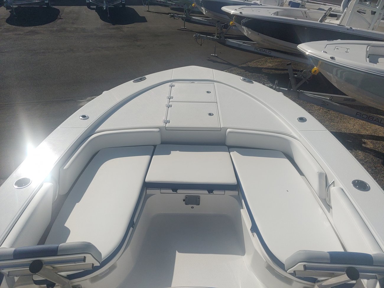 Is your family being pulled in different directions? Whether it's fishing, tubing, skiing or just cruising along enjoying the scenery, there are few forms of recreation that offer families the chance to reconnect like a day spent together on the water.