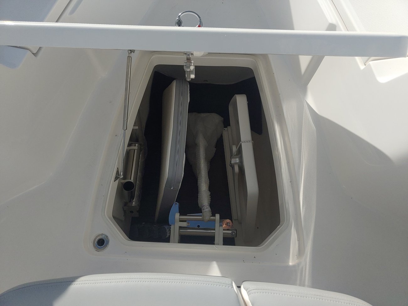 Is your family being pulled in different directions? Whether it's fishing, tubing, skiing or just cruising along enjoying the scenery, there are few forms of recreation that offer families the chance to reconnect like a day spent together on the water.