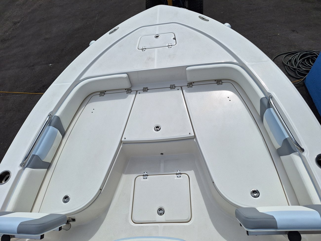 A 226 Cayman Bay Boat is a Power and could be classed as a Bay Boat, Center Console,  or, just an overall Great Boat!