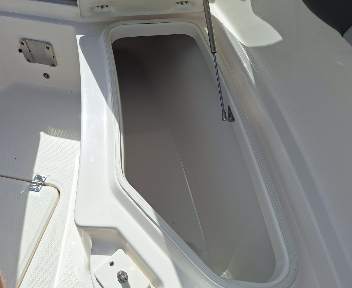 A R230 Center Console is a Power and could be classed as a Center Console, Saltwater Fishing,  or, just an overall Great Boat!