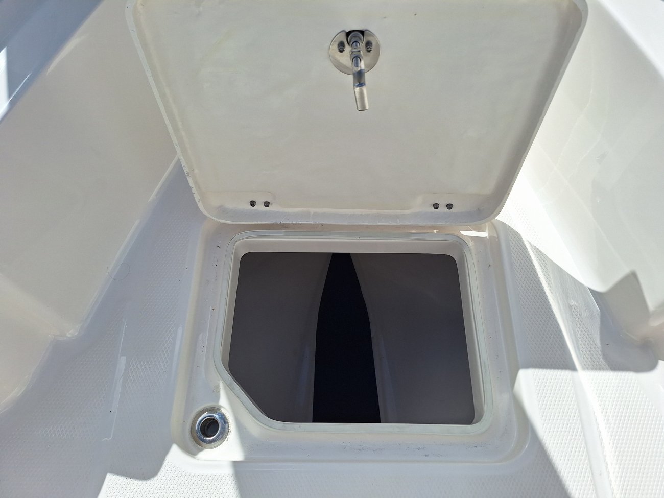 Today's anglers demand more from a new fishing boat than just the bare bones basics of yesteryear and Robalo delivers with user-friendly cabin layouts, plush interiors and multi-purpose seating arrangements.